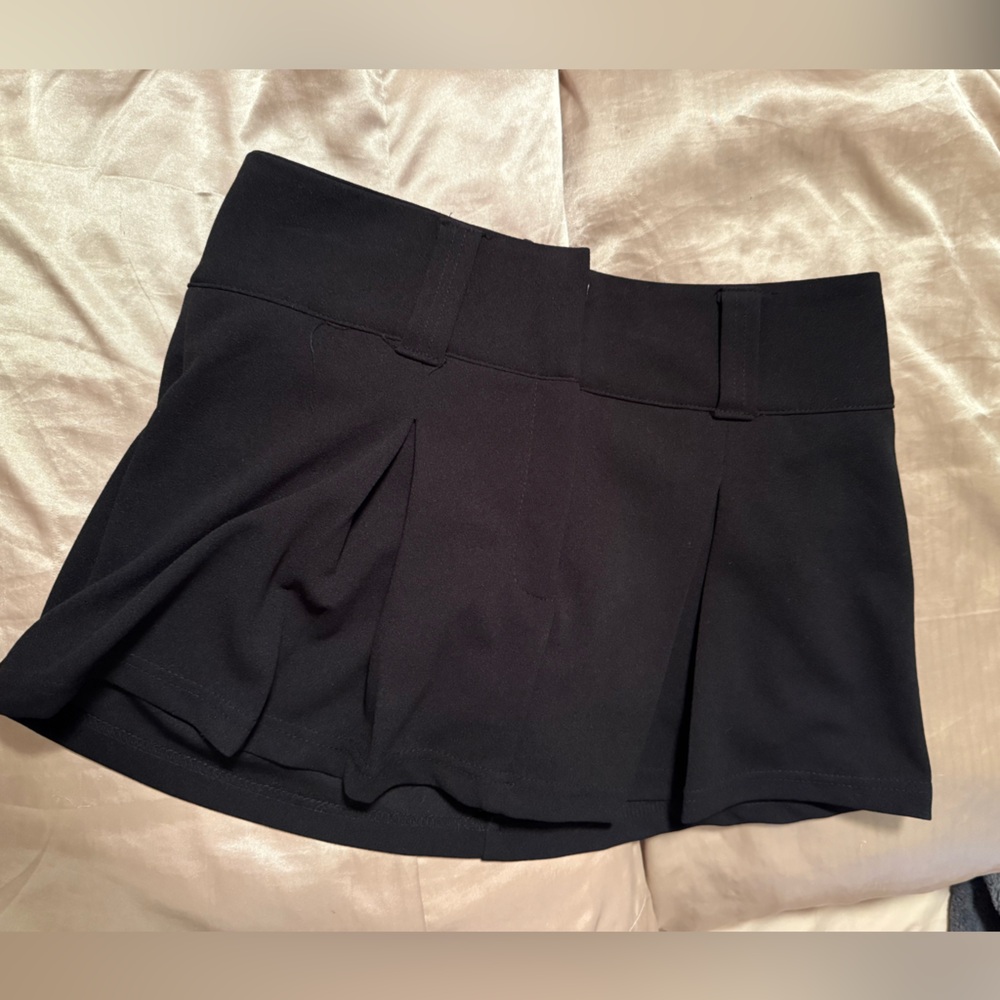 3/30$ Urban Heritage Black Women's Skort